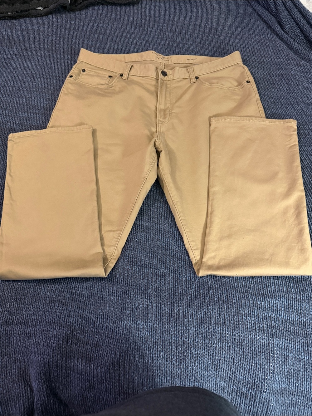 Banana Republic Travel Jean in Khaki
